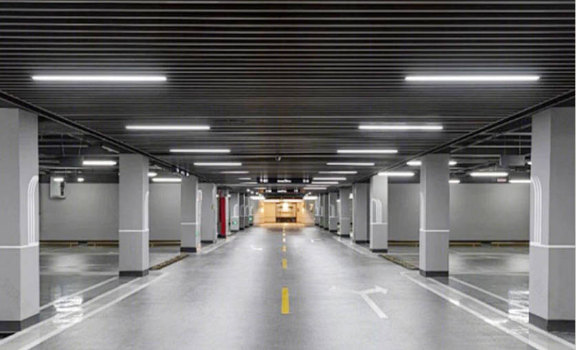 Brighter Retail Spaces Shine with Single-Color Square Tube Track Lights