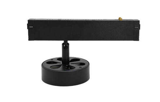 lamp head turns a full 360°